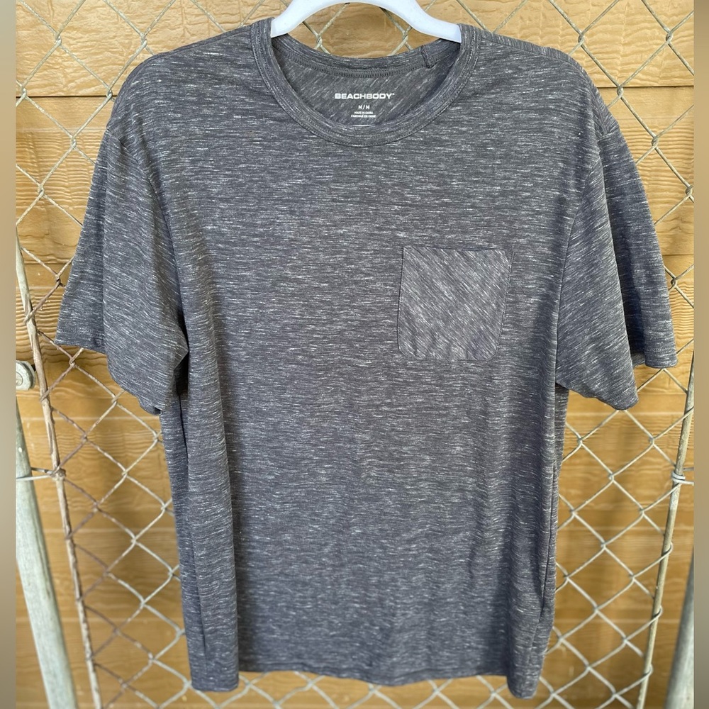 Men’s Beachbody Gray Tee